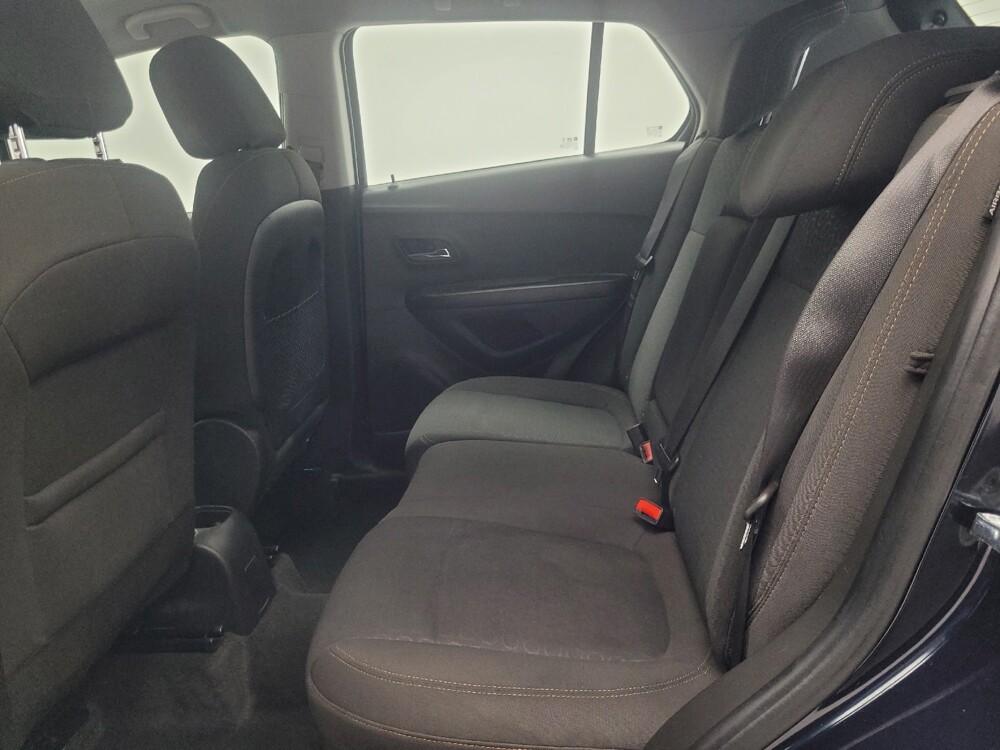 2021 Chevrolet Trax in Indianapolis, IN 46219 - 18140266 18