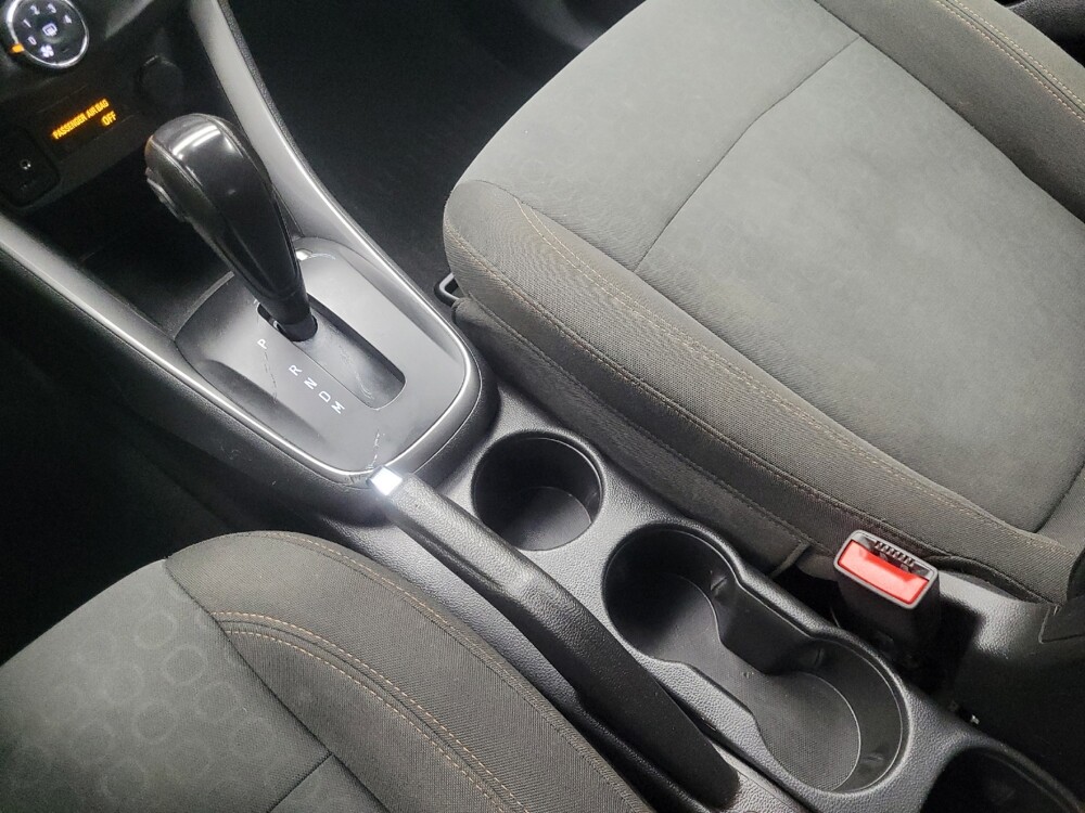 2021 Chevrolet Trax in Indianapolis, IN 46219 - 18140266 26