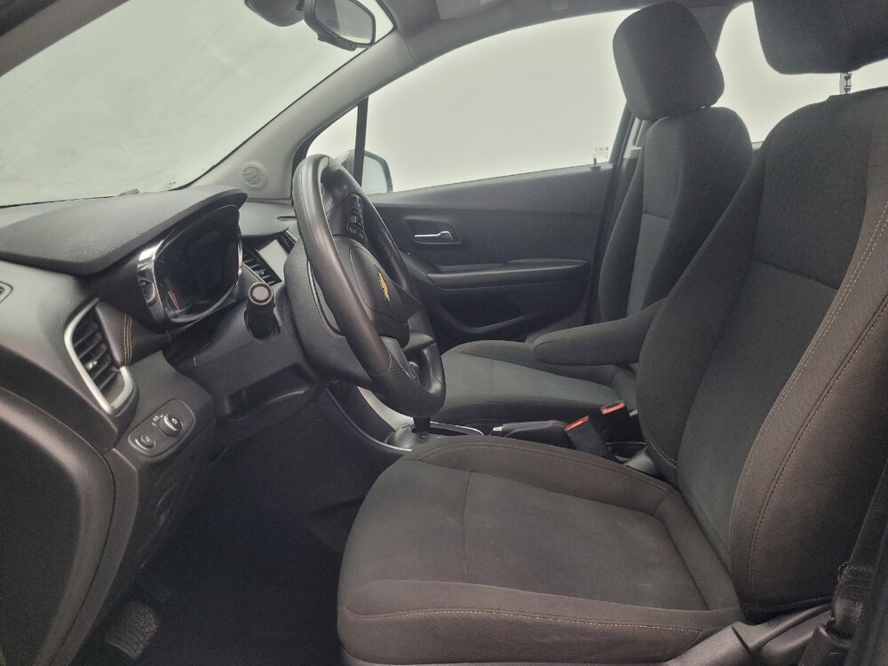 2021 Chevrolet Trax in Indianapolis, IN 46219 - 18140266 17