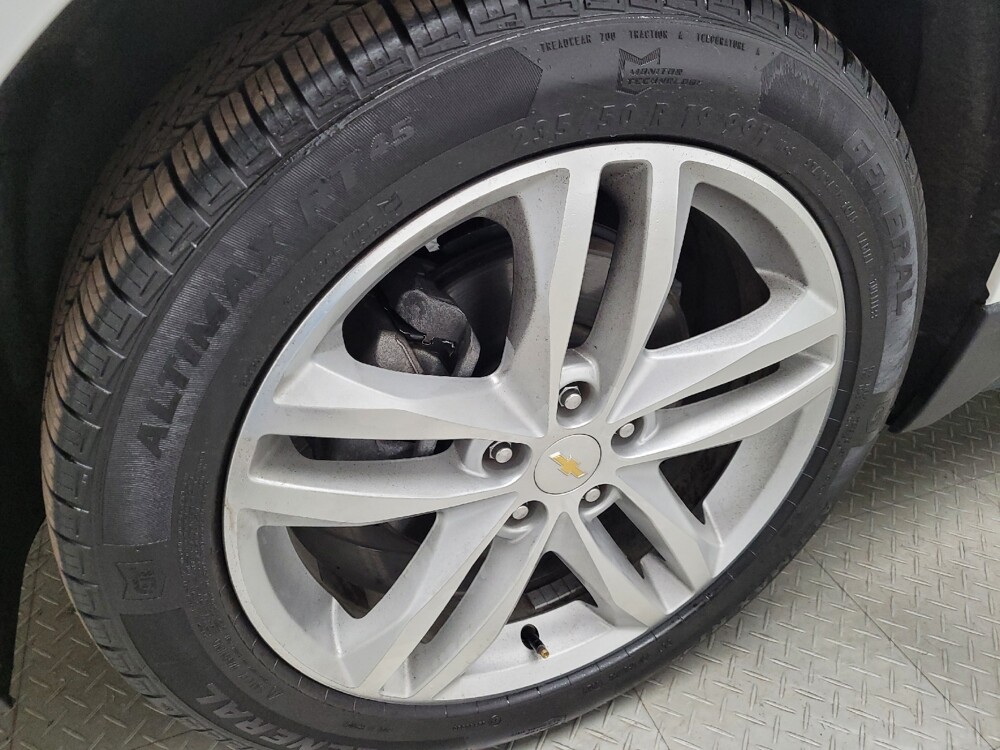 2019 Chevrolet Equinox in Eastpointe, MI 48021 - 18140267 31