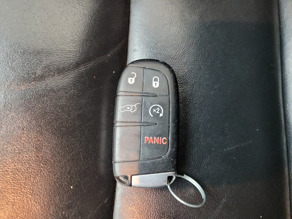 2017 Jeep Grand Cherokee in Taylor, MI 48180 - 18140272 32