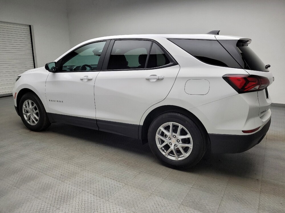 2024 Chevrolet Equinox in Taylor, MI 48180 - 18140280 3