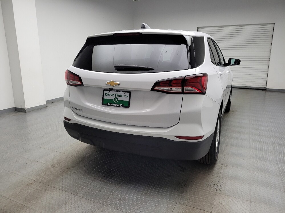 2024 Chevrolet Equinox in Taylor, MI 48180 - 18140280 7