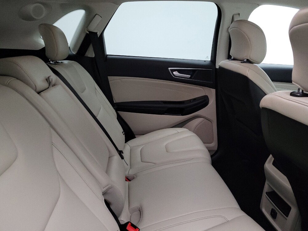 2018 Ford Edge in Columbus, OH 43228 - 18140286 4
