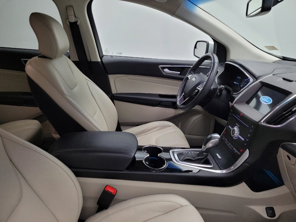 2018 Ford Edge in Columbus, OH 43228 - 18140286 6