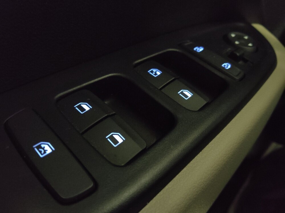 2020 Hyundai Venue in Greensboro, NC 27407 - 18140288 27