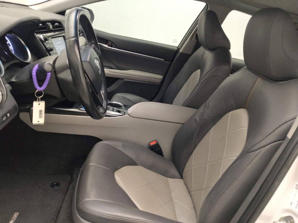 2018 Toyota Camry in Macon, GA 31210 - 18140299 17