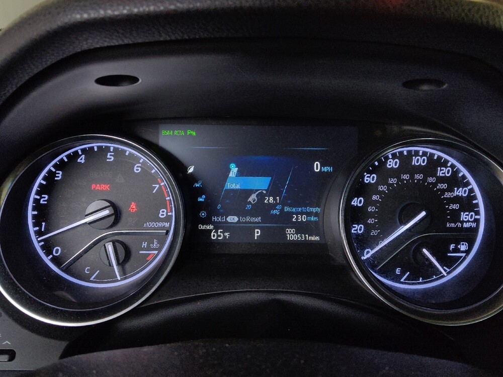 2018 Toyota Camry in Macon, GA 31210 - 18140299 23