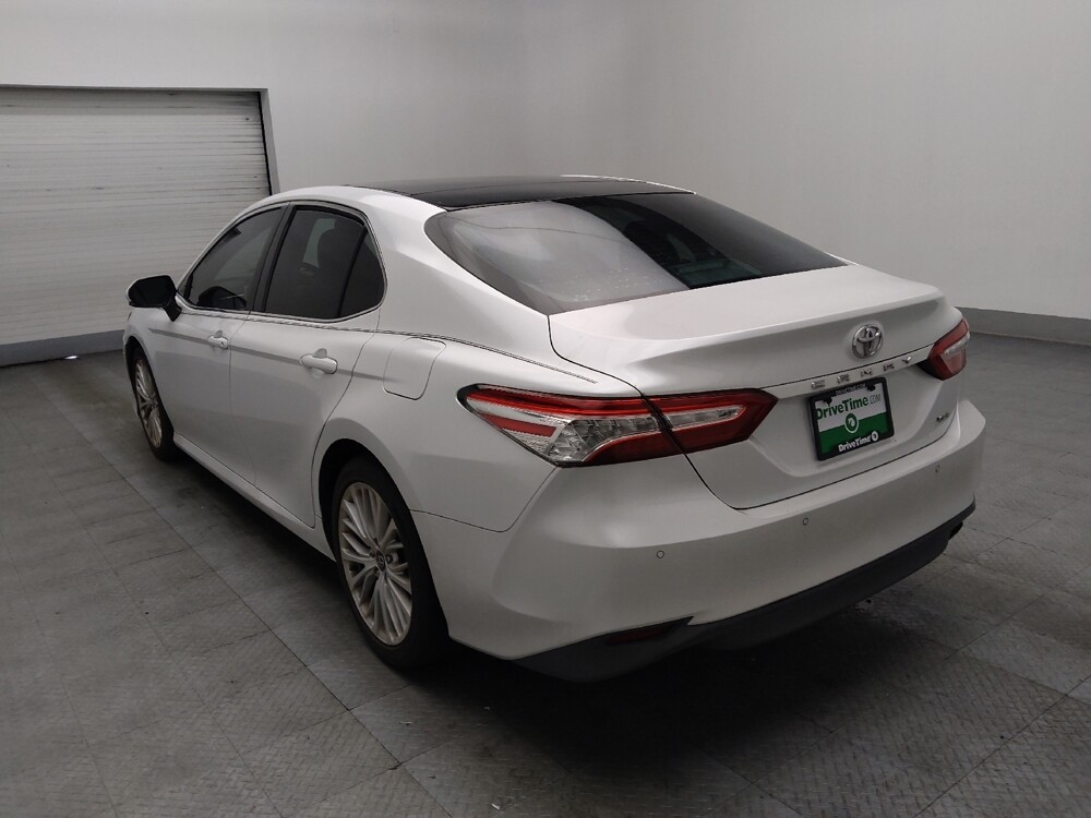 2018 Toyota Camry in Macon, GA 31210 - 18140299 5