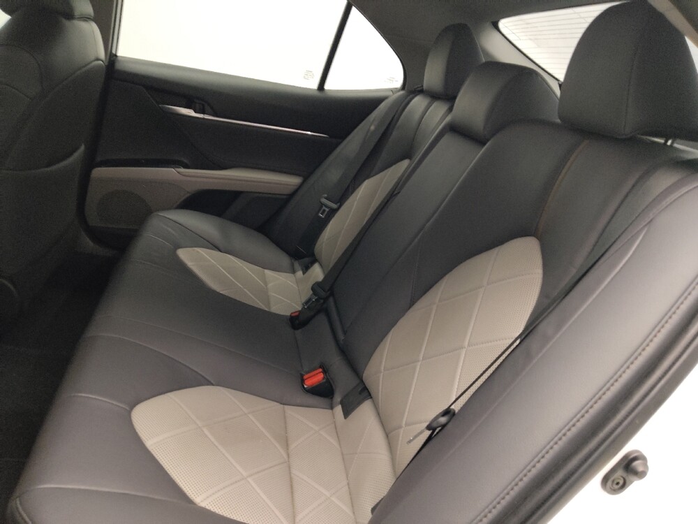 2018 Toyota Camry in Macon, GA 31210 - 18140299 18