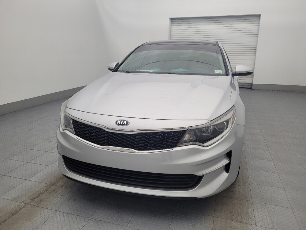 2018 Kia Optima in Tallahassee, FL 32304 - 18140301 15