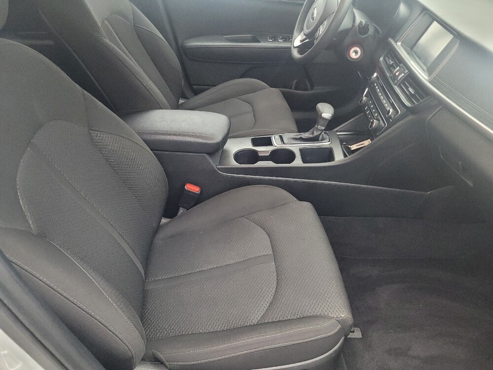 2018 Kia Optima in Tallahassee, FL 32304 - 18140301 21
