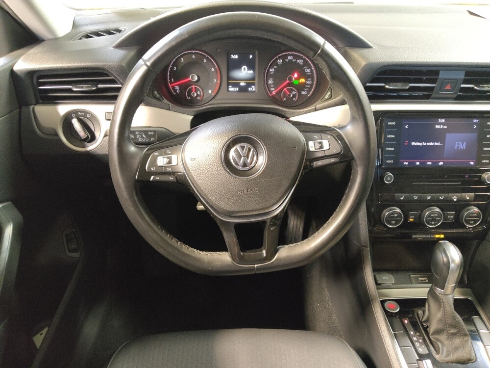 2020 Volkswagen Passat in Tallahassee, FL 32304 - 18140302 22