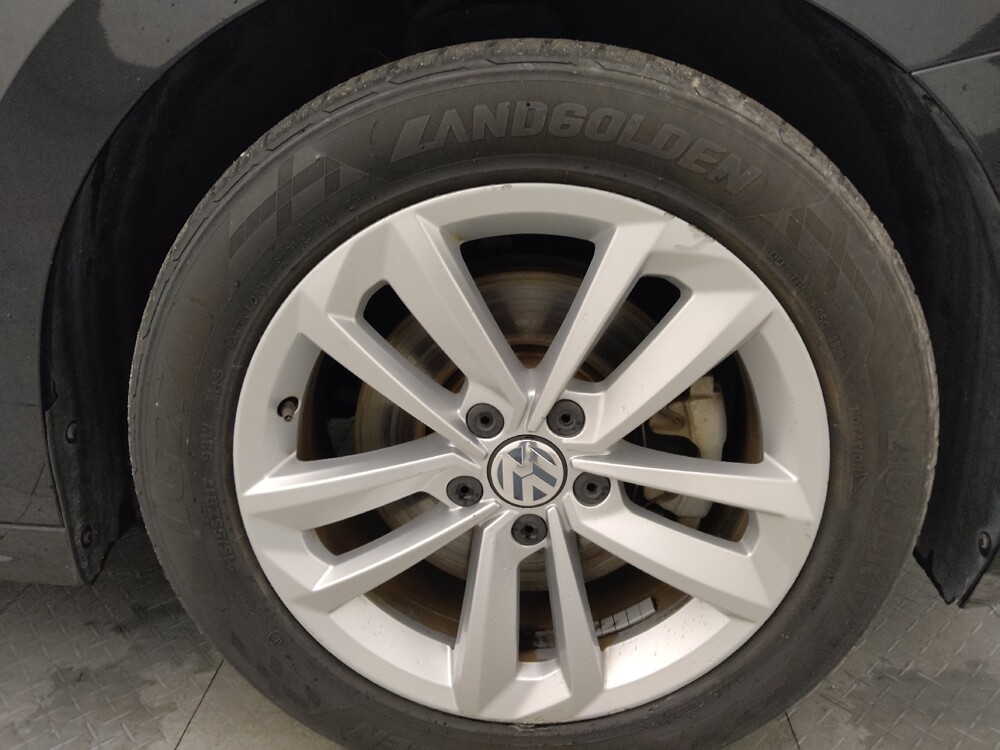2020 Volkswagen Passat in Tallahassee, FL 32304 - 18140302 31