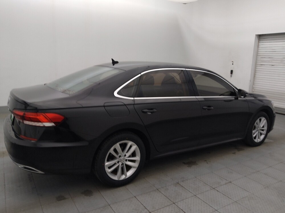 2020 Volkswagen Passat in Tallahassee, FL 32304 - 18140302 10