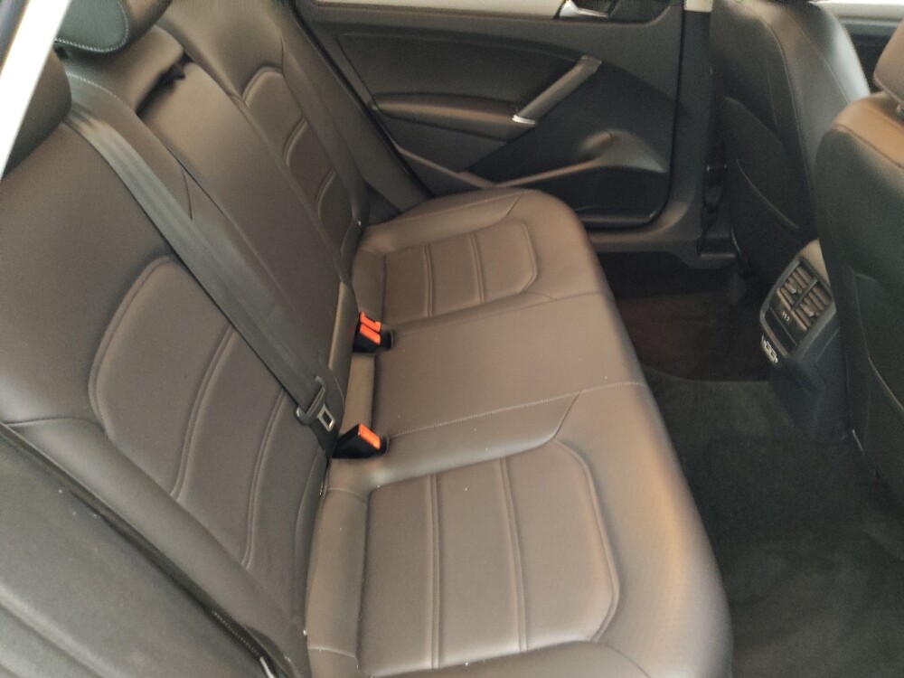 2020 Volkswagen Passat in Tallahassee, FL 32304 - 18140302 19