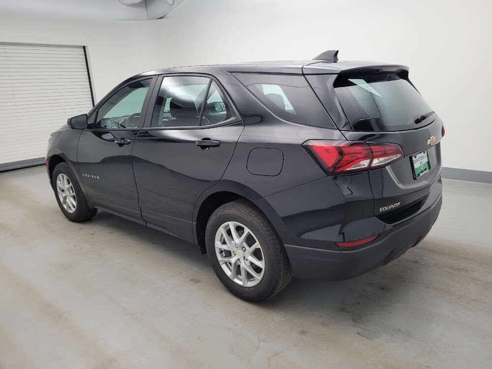 2024 Chevrolet Equinox in Miamisburg, OH 45342 - 18140303 3