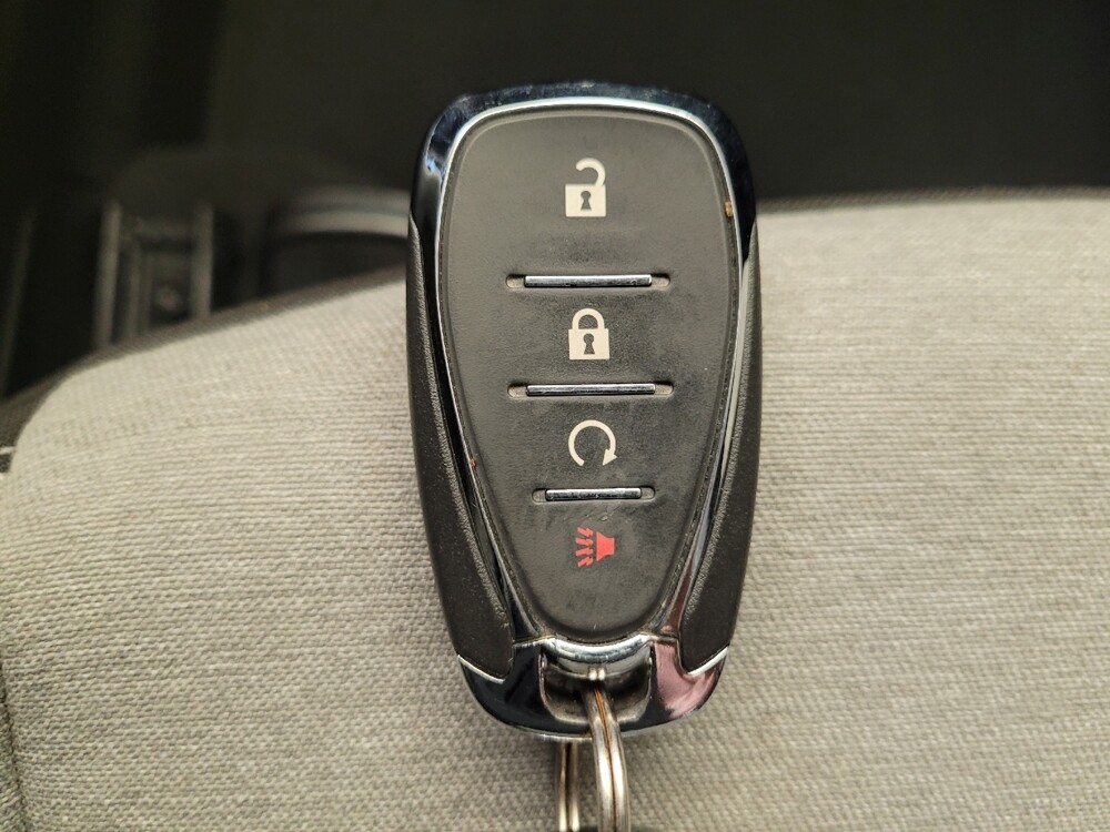 2024 Chevrolet Equinox in Miamisburg, OH 45342 - 18140303 32