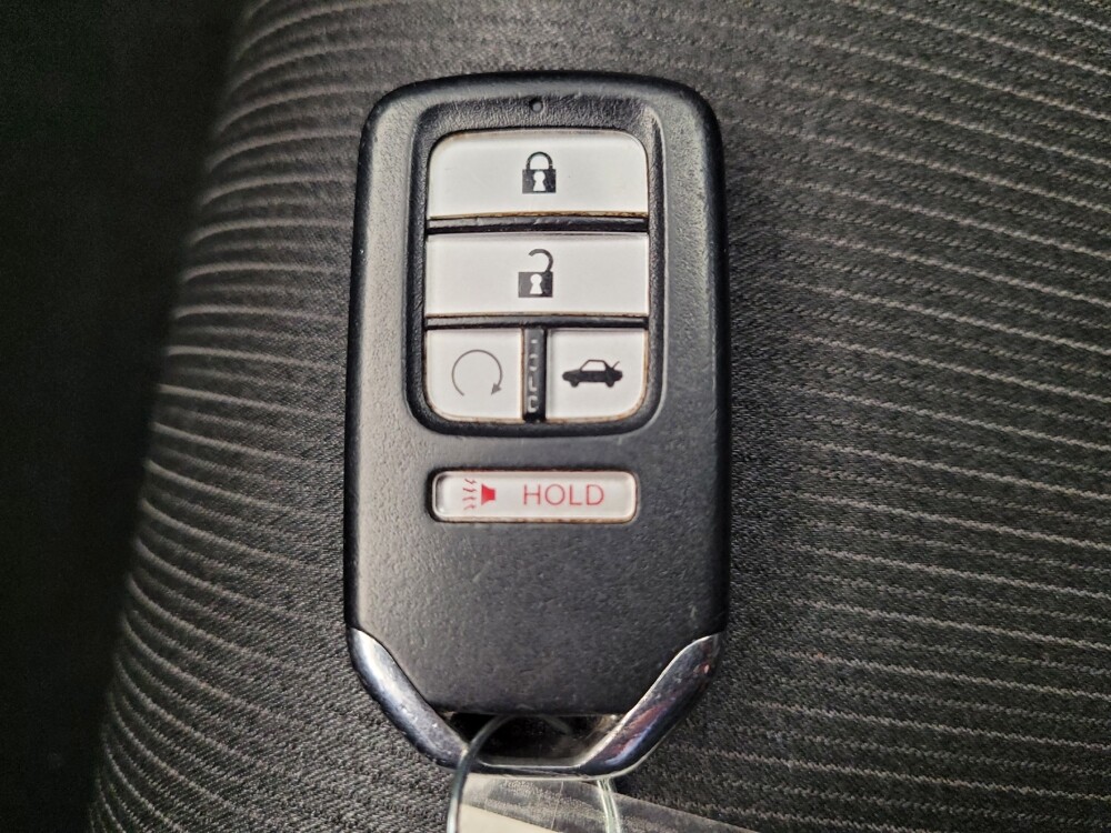 2020 Honda Accord in Miamisburg, OH 45342 - 18140306 32