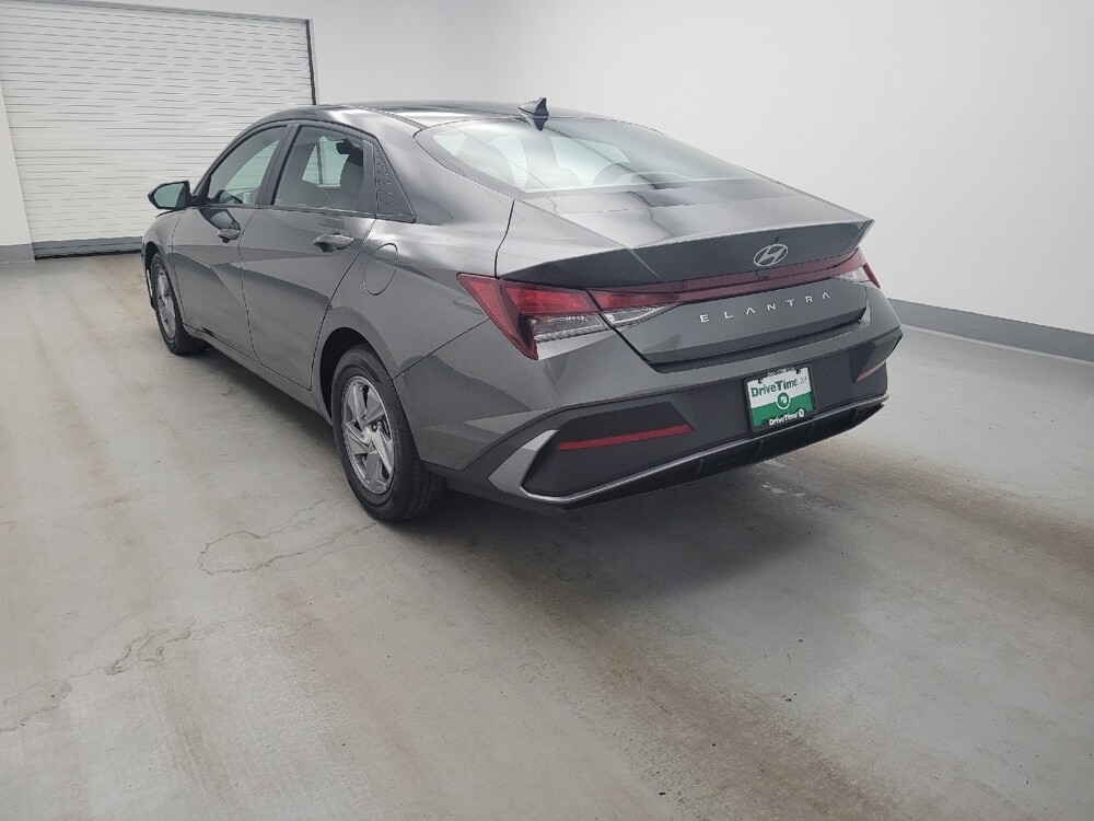 2024 Hyundai Elantra in Toledo, OH 43617 - 18140307 5