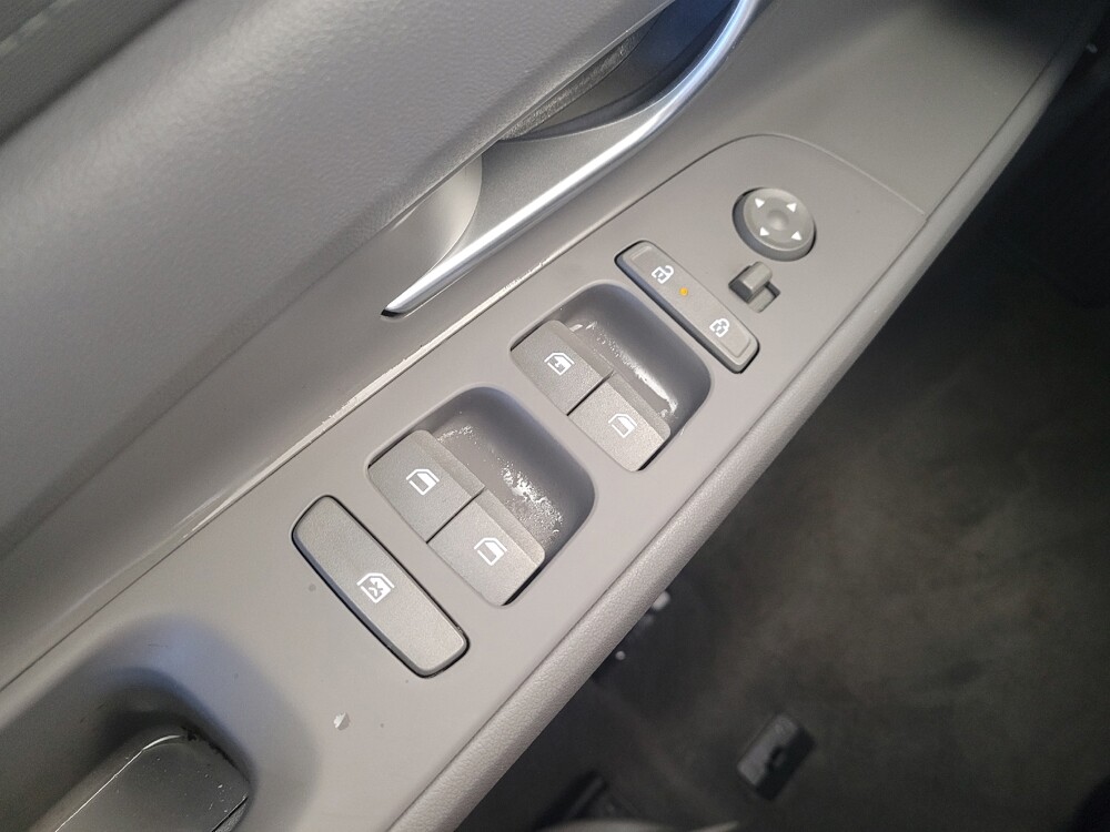 2024 Hyundai Elantra in Toledo, OH 43617 - 18140307 27