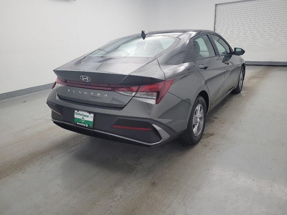 2024 Hyundai Elantra in Toledo, OH 43617 - 18140307 9