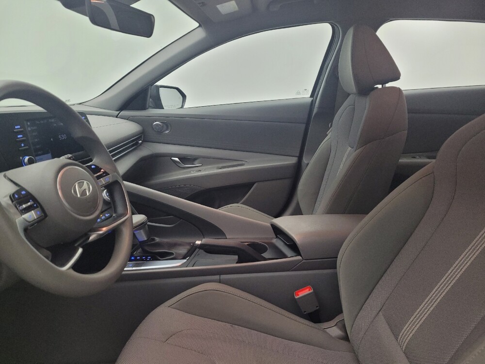 2024 Hyundai Elantra in Toledo, OH 43617 - 18140307 17