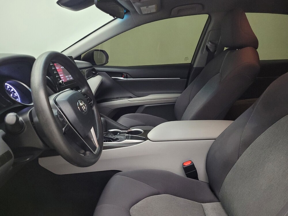 2022 Toyota Camry in Miamisburg, OH 45342 - 18140309 17