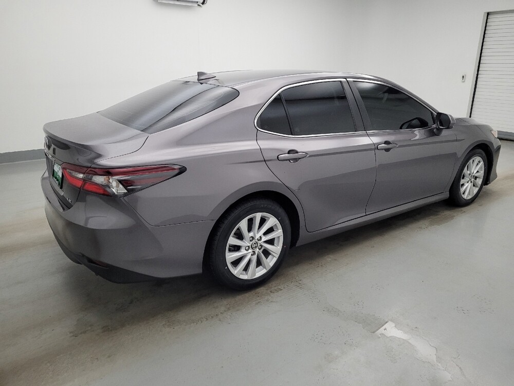2022 Toyota Camry in Miamisburg, OH 45342 - 18140309 10