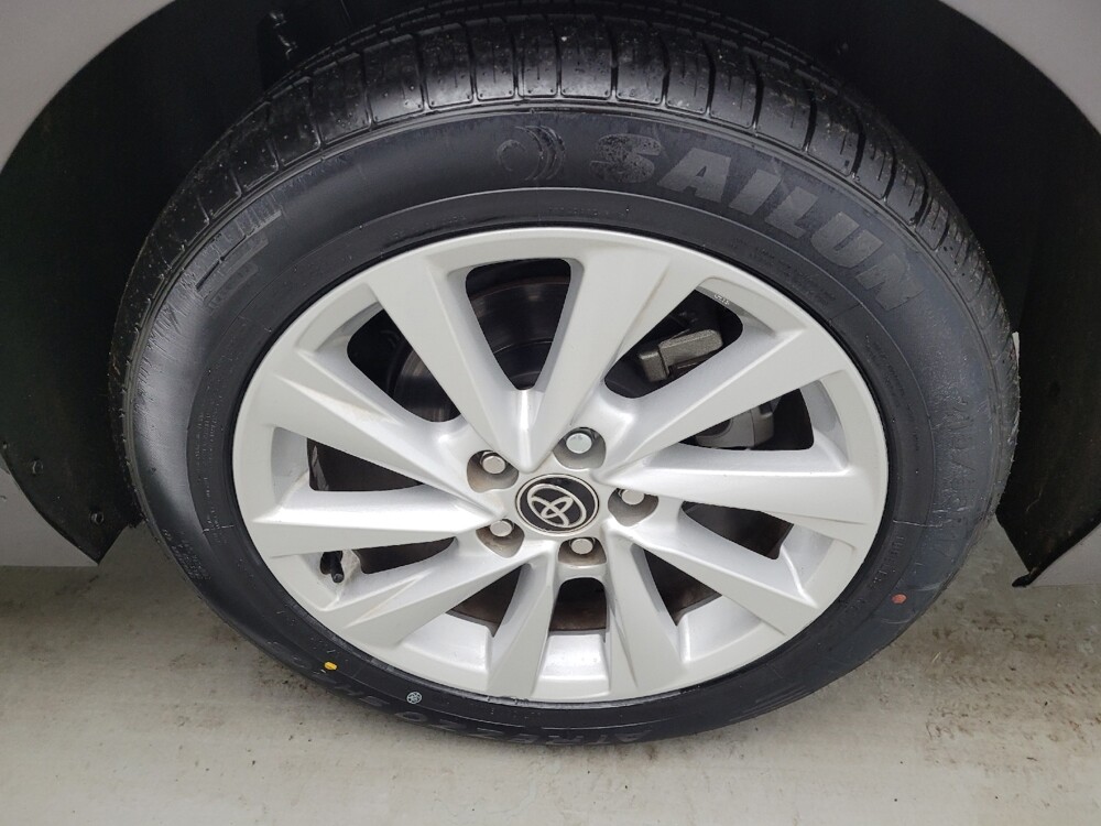 2022 Toyota Camry in Miamisburg, OH 45342 - 18140309 31