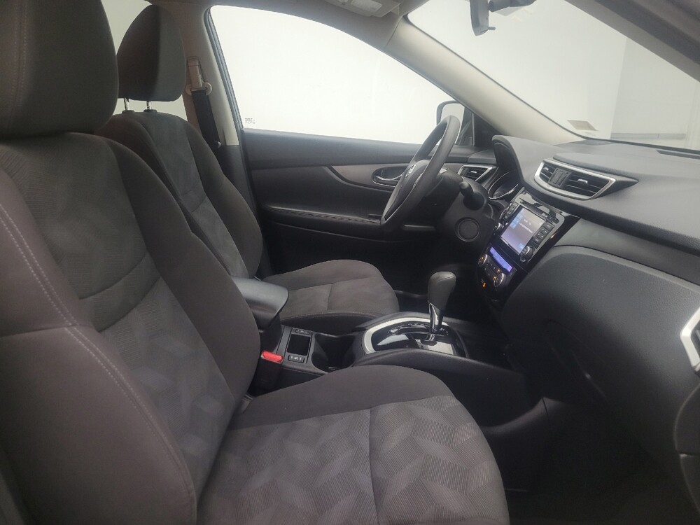 2016 Nissan Rogue in Glendale, AZ 85301 - 18140319 21