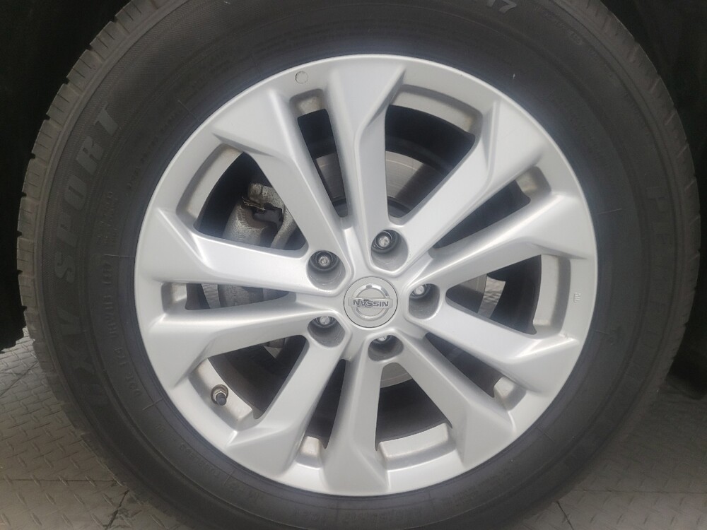 2016 Nissan Rogue in Glendale, AZ 85301 - 18140319 31