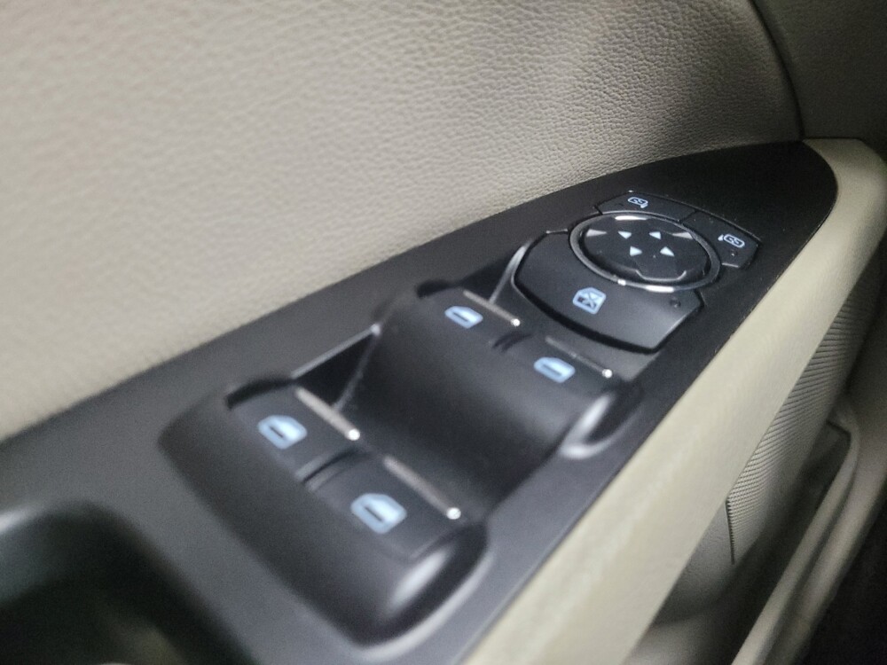 2018 Ford Fusion in Indianapolis, IN 46219 - 18140322 27
