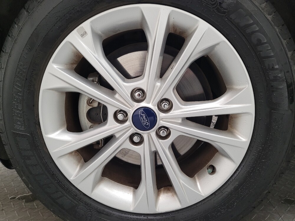2018 Ford Escape in El Cajon, CA 92020 - 18140330 31