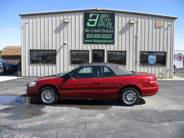 2004 Chrysler Sebring in Oak Grove, MO 64075 - 18140340 8
