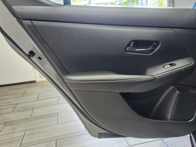 2025 Nissan Sentra in Cinnaminson, NJ 08077 - 18140343 12