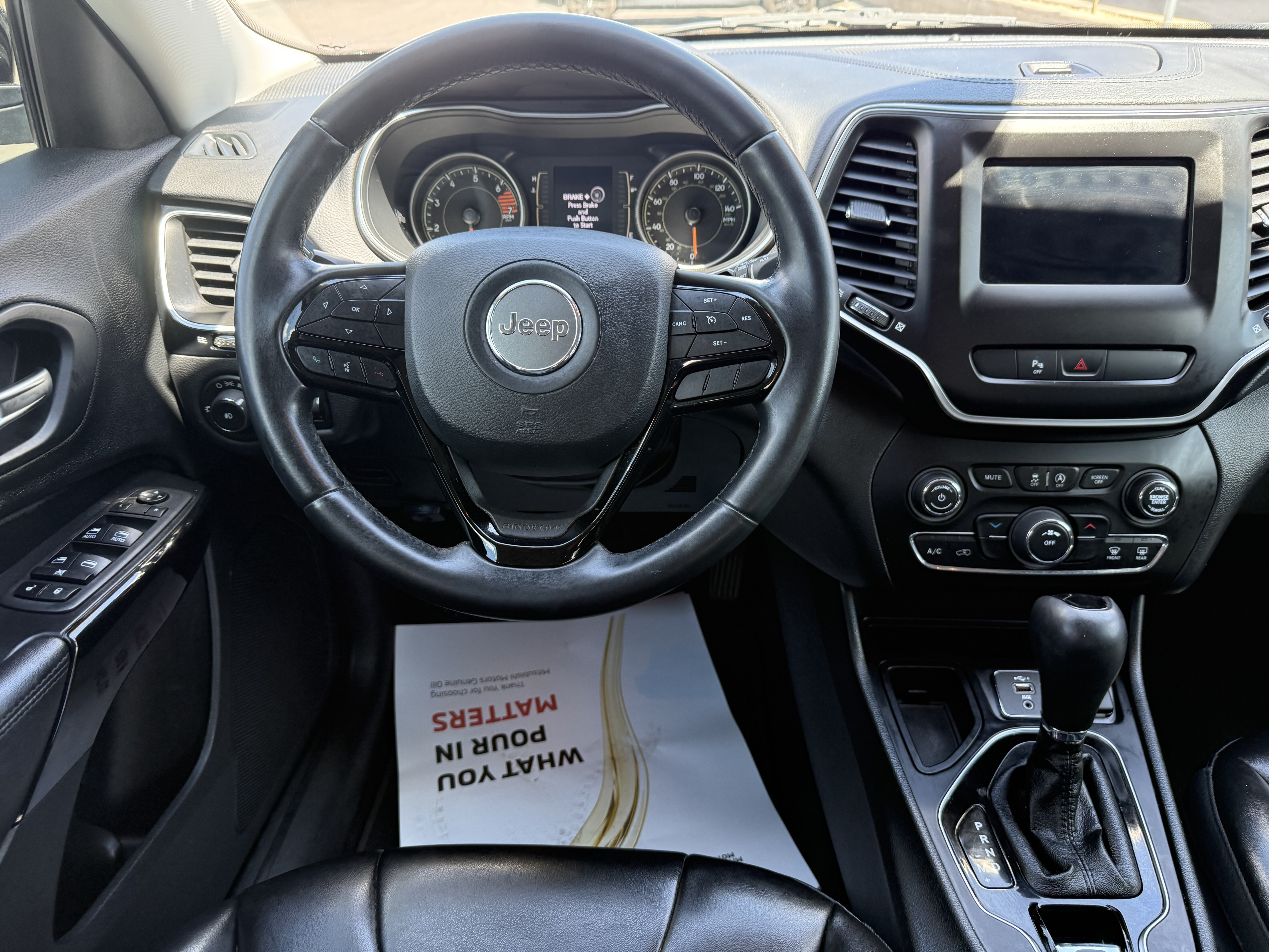 2019 Jeep Cherokee in Phoenix, AZ 85022 - 18140347 7