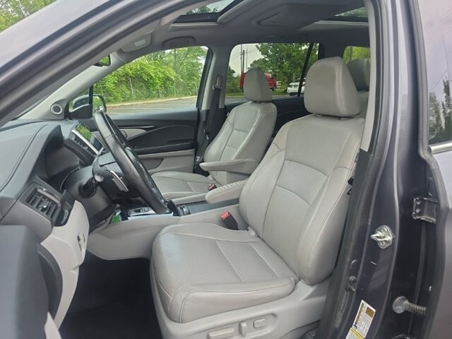 2016 Honda Pilot in Marysville, OH 43040 - 18140351 16