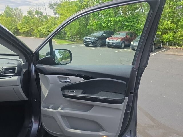 2016 Honda Pilot in Marysville, OH 43040 - 18140351 41