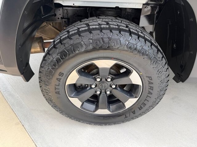 2019 RAM 1500 in Knoxville, TN 37920 - 18140353 28