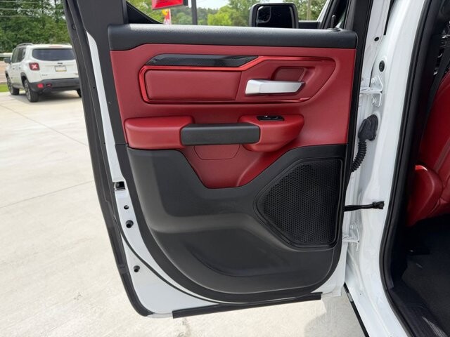 2019 RAM 1500 in Knoxville, TN 37920 - 18140353 8