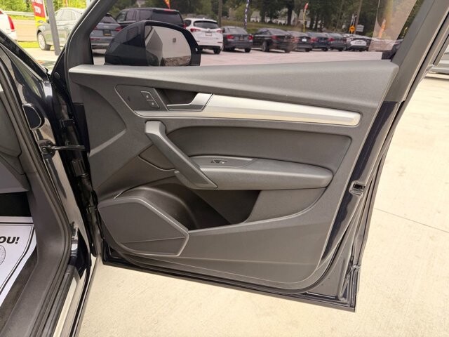 2018 Audi Q5 in Knoxville, TN 37920 - 18140354 11