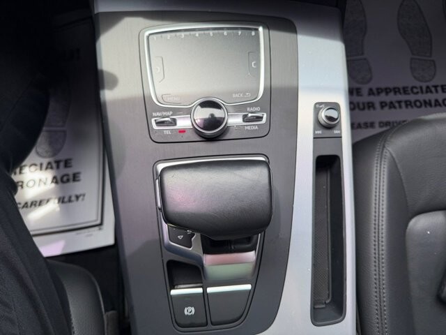 2018 Audi Q5 in Knoxville, TN 37920 - 18140354 25