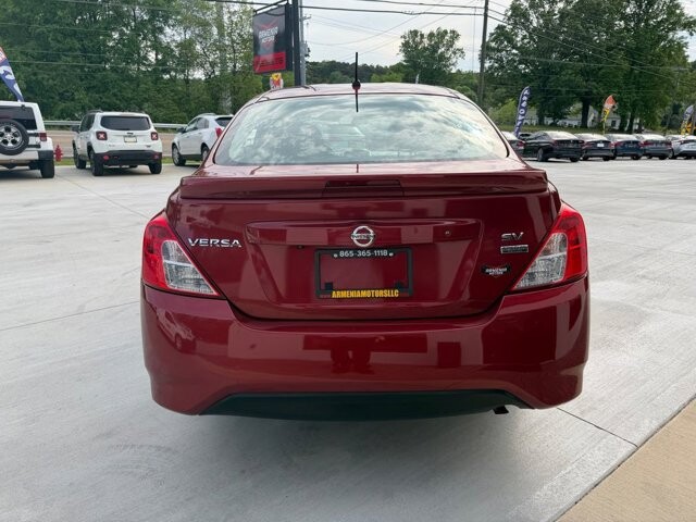 2018 Nissan Versa in Knoxville, TN 37920 - 18140355 3