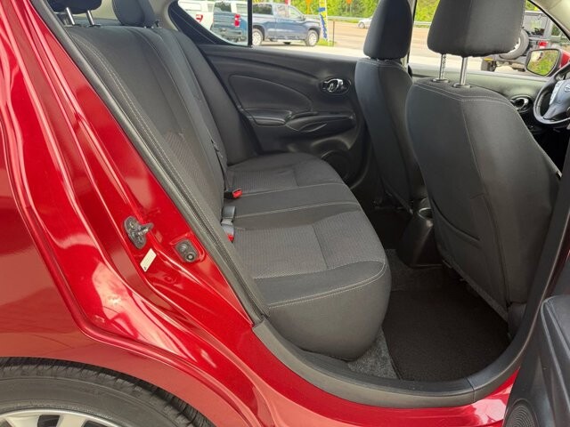 2018 Nissan Versa in Knoxville, TN 37920 - 18140355 15