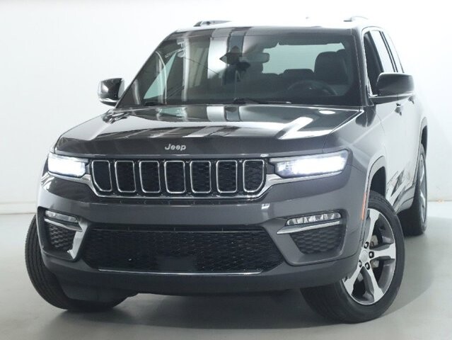 2024 Jeep Grand Cherokee in Bedford, OH 44146 - 18140357 3