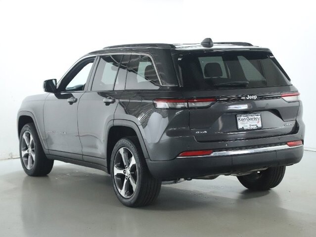 2024 Jeep Grand Cherokee in Bedford, OH 44146 - 18140357 40