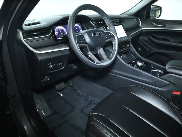 2024 Jeep Grand Cherokee in Bedford, OH 44146 - 18140357 17