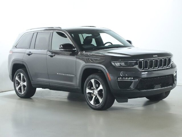 2024 Jeep Grand Cherokee in Bedford, OH 44146 - 18140357 9