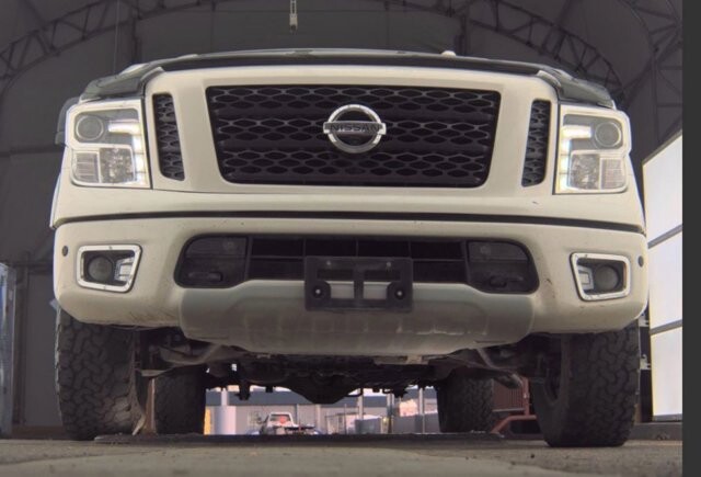 2017 Nissan Titan in Arvada, CO 80002 - 18140373 8